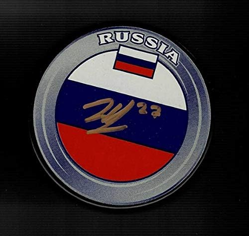 Dmitri Zhukenov İmzalı Rusya Bayrağı Diski Vancouver Canucks-İmzalı NHL Diskleri
