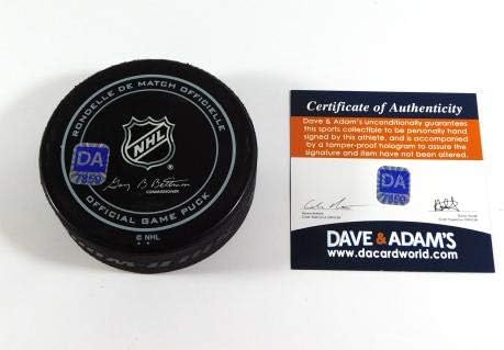 Zemgus Girgensons, Resmi NHL Hokey Diski Kılıçlarını İmzaladı Dave & Adam'ın Otomatik İmzalı NHL Diskleri