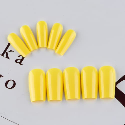 KXAMELIE Sarı Tırnaklar üzerinde Basın Orta Uzun takma tırnak Kare Parlak Yanlış Tırnak Günlük Manikür 24 Adet