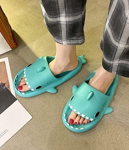 LEZIRTOI Sevimli Terlik Kadınlar için Köpekbalığı Slaytlar Yetişkin Köpekbalığı Terlik Duş Ayakkabı Kaymaz plaj ayakkabısı